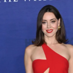 Aubrey Plaza Baby Bump